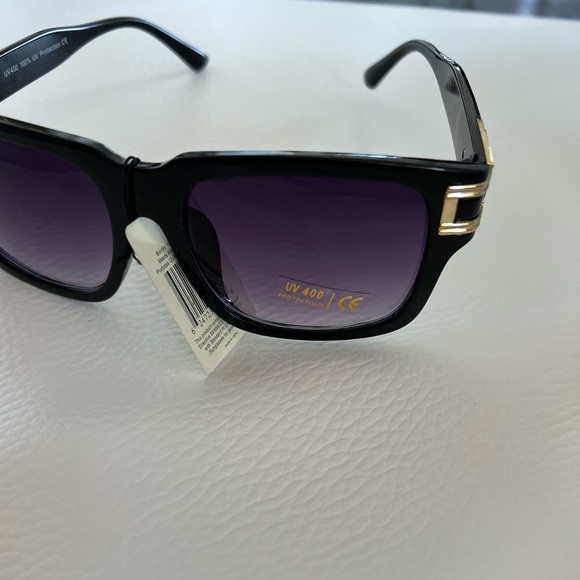 Designer women  sun glasses - Picture 3 of 6